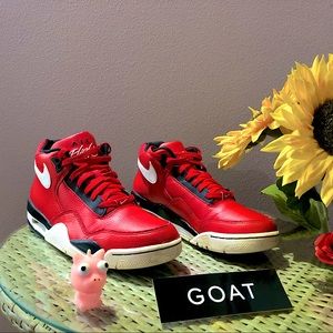 Nike Flight Legacy University Red Size 7.5